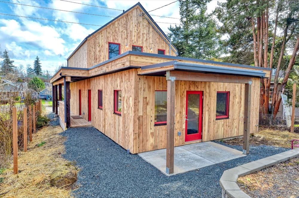 Felicity — new construction cedar home